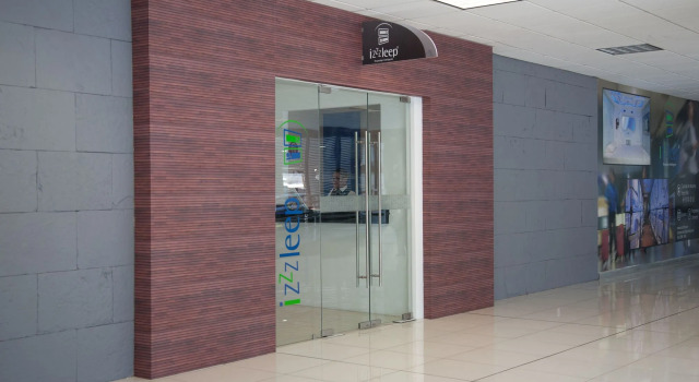 izZzleep Aeropuerto Terminal 1
