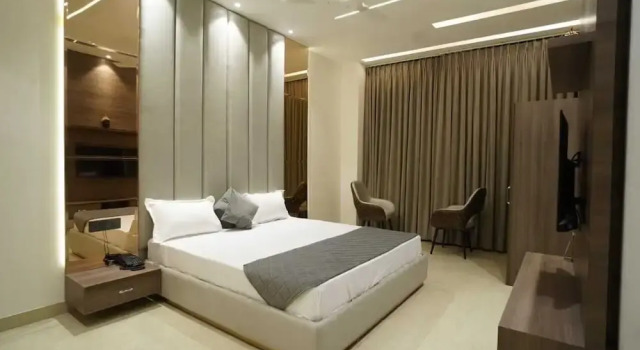 Hotel Ovel hotel Ludhiyana, Book Hotel Ludhiana Punjab