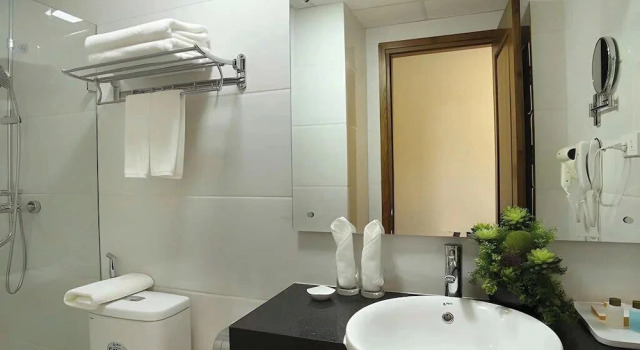 Двухместный номер Standard с видом на сад Hanoi Central Westlake Hotel