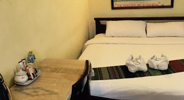 Thoulasith Guesthouse, Rezerwuj Hotel Hotele w Luang Namtha z parkingiem, Parking