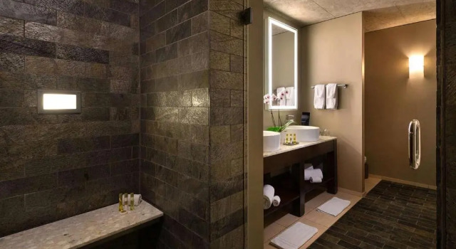 Полулюкс Eurostars Magnificent Mile