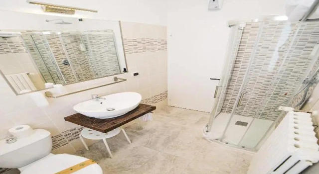Habitación triple Estándar con balcón y con vista al mar Hotel Park e Mobil Home