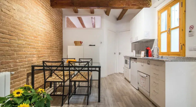 Апартаменты Comfort Happy People Ramblas Harbour Apartments