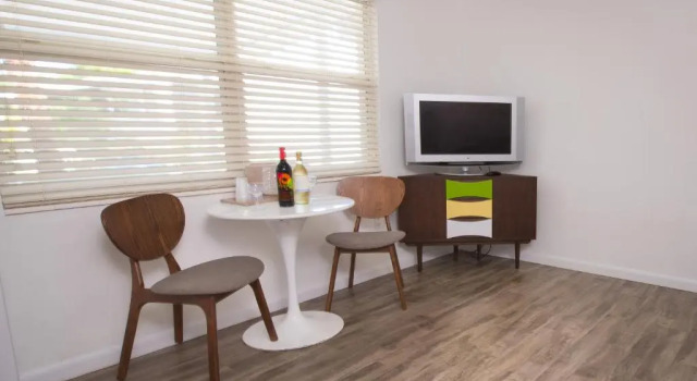 Regency Inn & Suites Sarasota, Забронировать Отель Сарасота Sarasota Area, рядом с Художественный музей Джона и Мейбл Ринглинг