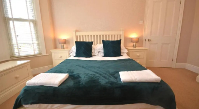 Luxurious Victorian Home by the sea - Myana House, Rezervați Hotel Lowestoft The Broads