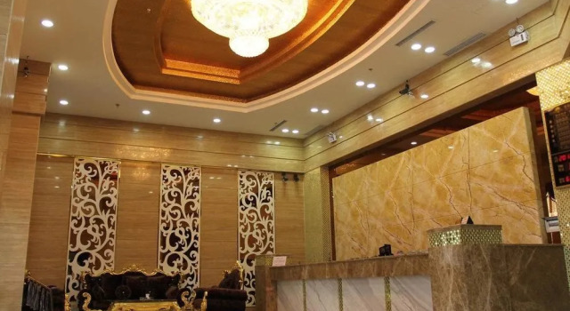 Xuelishu Hotel - Luzhou, Prenota Hotel Luzhou Sichuan