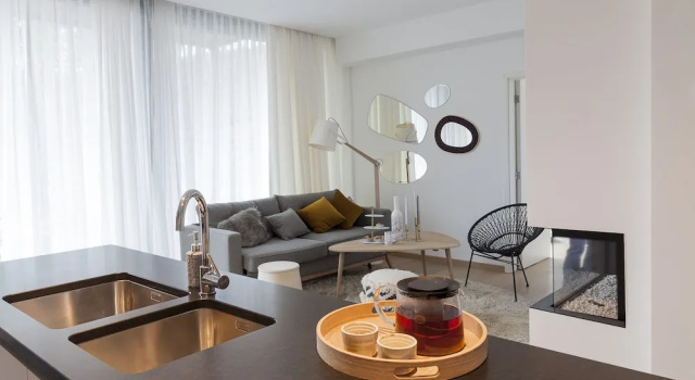Двухместные апартаменты c 1 комнатой с балконом Unit 1 - Stylish Smart Home with Private Parking