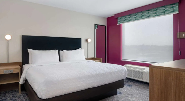 Двухместный люкс Home2 Suites By Hilton Sheboygan