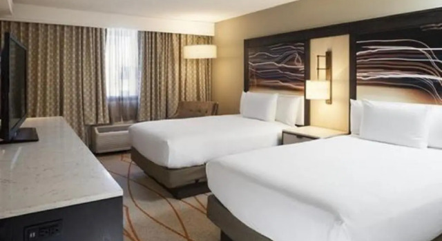 Четырёхместный номер Deluxe с видом на внутренний двор DoubleTree By Hilton Hotel Denver - Stapleton North