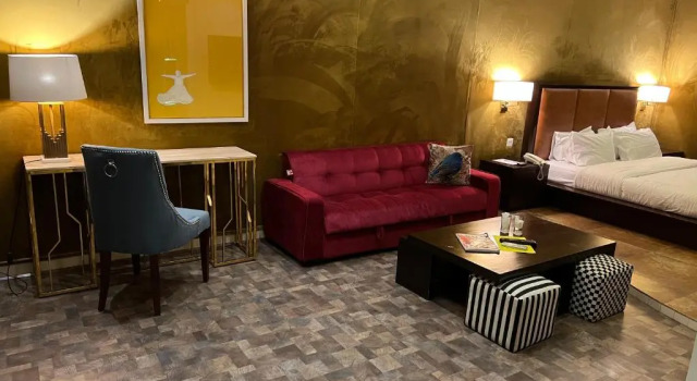 Люкс Lahore Continental Hotel