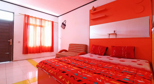 Camera Deluxe Hotel Agung Permata Artha