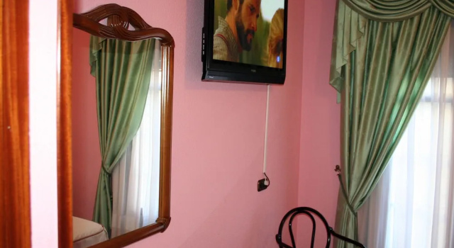 Hostal La Corte, Забронировать Отель Каррион-де-лос-Кондес Паленсия