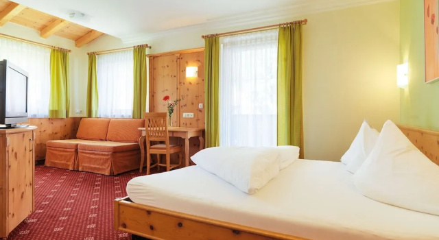 Двухместный номер Comfort с балконом Hotel Enzian