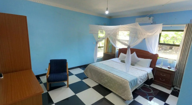 Main Stream Beach Villa