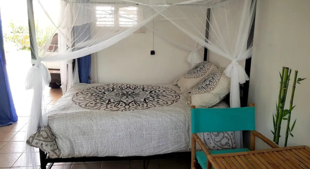 Apartment With one Bedroom in Le Lamentin, With Pool Access, Enclosed