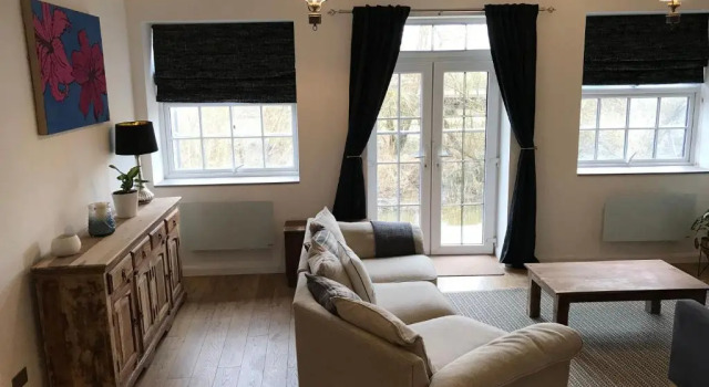 Апартаменты 1 bed river apartment on the docks