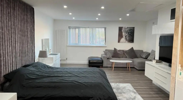 Коттедж Penthouse Style Luxury 2 Bedroom House has Hot-Tub, extra fees apply