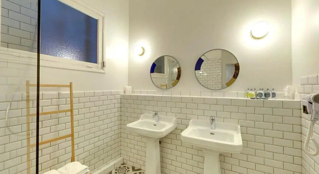 Четырёхместный номер Standard Hôtel Lorque Bleue