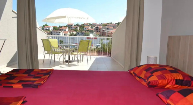 Студия с видом на море BRETIA apartments & more