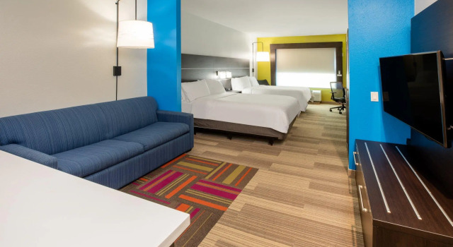 Четырёхместный люкс Holiday Inn Express & Suites Rockport - Bay View by IHG