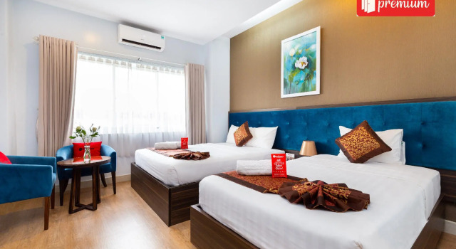 Люкс RedDoorz Premium Bamboo Saigon Hotel