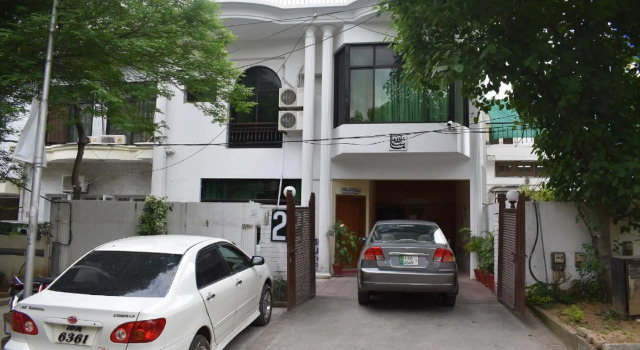 Islamabad Palace Guest House, Book Guesthouse Hotels in Islamabad with Parking, Parking