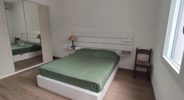 Вилла c 1 комнатой Seaside Villa with Hot Tub, 5mins walk from the sea