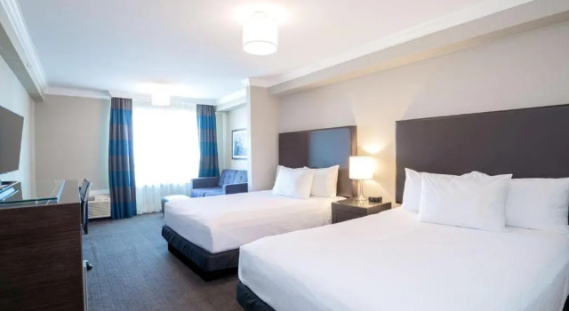 Номер Grand Sandman Hotel Oakville