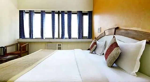 Sun Shine, Rezerwuj Hotel Mohali Punjab