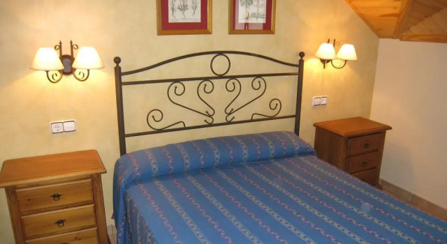 Apartamentos Naspún, Book Apartment Hotels in Aragon with Parking, Parking