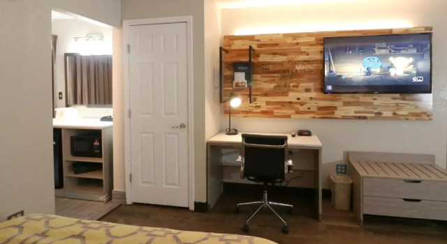 Двухместный номер с видом на реку Baymont by Wyndham Gatlinburg On The River