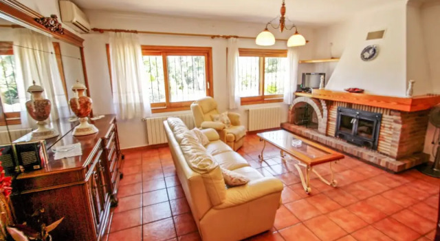 Ana y Paco - pretty holiday property with private pool in Benissa