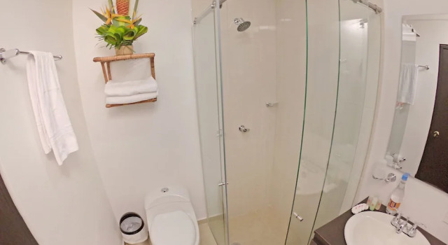 Четырёхместный семейный номер Standard c 1 комнатой Hotel Yalconia