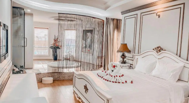 Люкс White Hotel