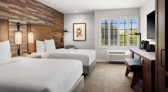 Четырёхместный номер Standard Napa Winery Inn
