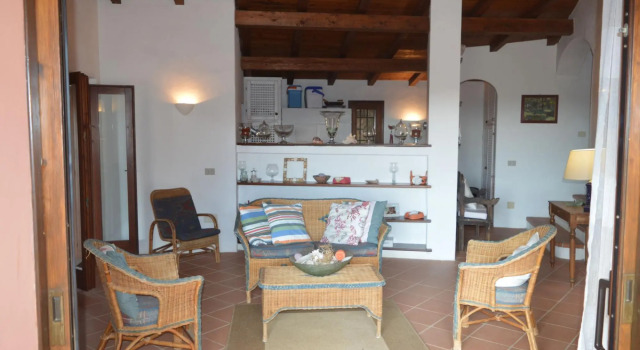 Casa Cala Ginepro surrounded by greenery in Punta Molara with sea view and 1 km from the crystal cle-Casa Cala Ginepro
