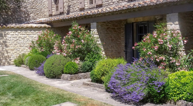 Le Gordos, Rezervovat Hotel Hotely v Gordes s parkováním, Parkování