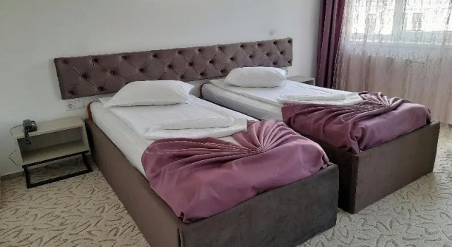 Полулюкс Standard Hotel Alexis