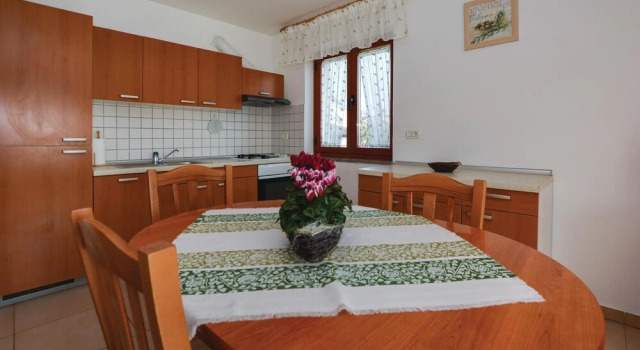 Amazing Home in Portoroz With Wifi and 2 Bedrooms