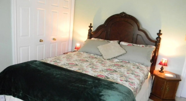 Old Town Memories Bed And Breakfast, Varaa Hotelli Niagara Wine Region Ontario