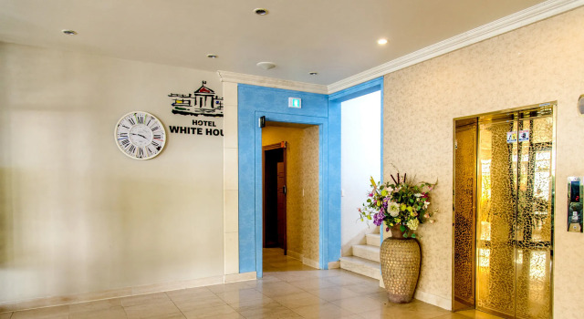 Hotel White House, Забронировать Отель Jeju City Чеджу