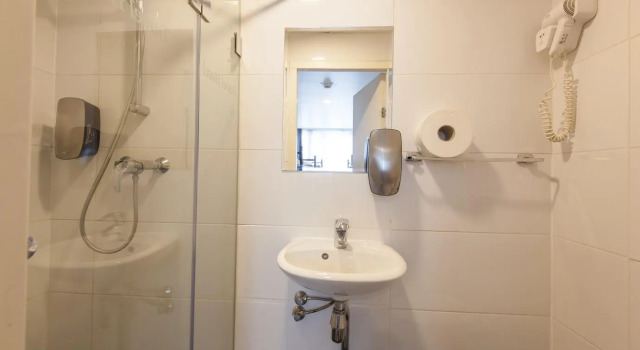 Четырёхместный номер Standard Travel Hotel Amsterdam