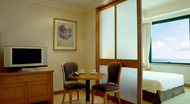 Двухместный люкс Deluxe с видом на гавань Отель Best Western Plus Hong Kong