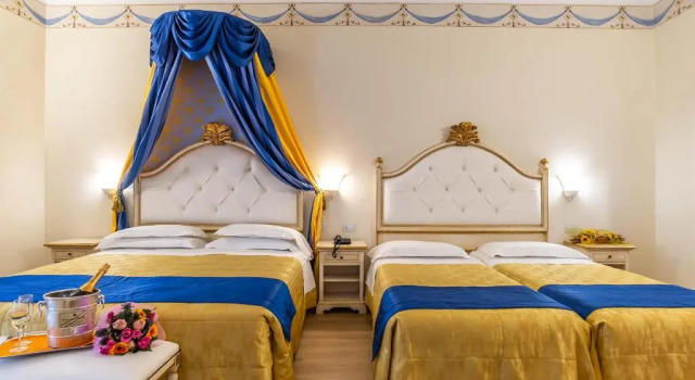 Четырёхместный номер Standard Hotel Porta Faenza