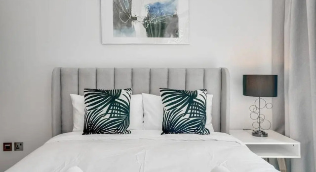 Newly Furnished Apartment in Marina Gate 2, Забронировать Апартаменты/квартира Отели Эмирата Дубая с парковкой, рядом с Остановка трамвая Marina Towers, Парковка