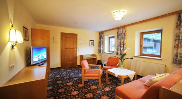 Thermal-Badhotel Kirchler, Buchen Sie Hotel Tux Hintertuxer Gletscher