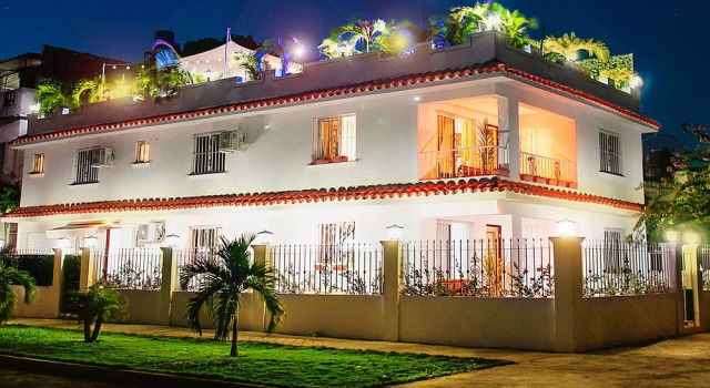 Alahabana Boutique Hotel, Забронировать Бутик-отель Отели Гаваны с парковкой, Парковка