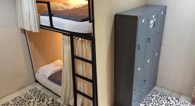 Кровать в общем номере Ubud Tropical - Hostel
