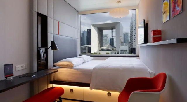 Двухместный номер Standard citizenM Paris La Défense