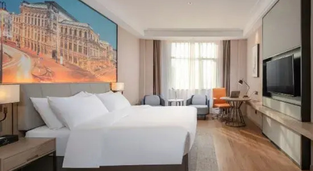 Люкс Vienna International Hotel (Yuanling Bus Station)